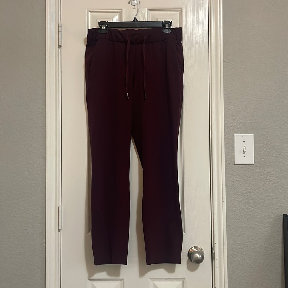 Lululemon On The Fly 7/8 Pant
